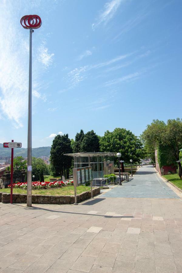 Mallona Apartamento Turistico Bilbao Esterno foto